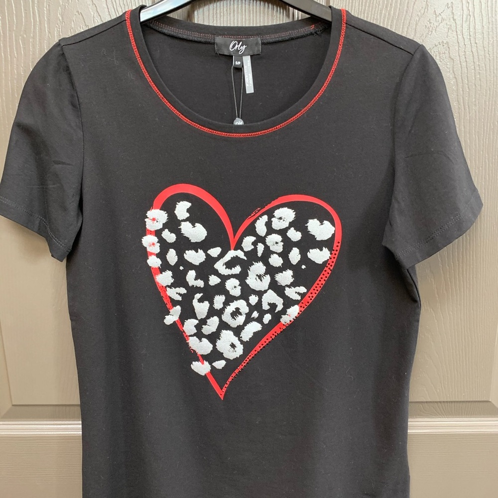 Orly Short Sleeve Heart Graphic Shirt